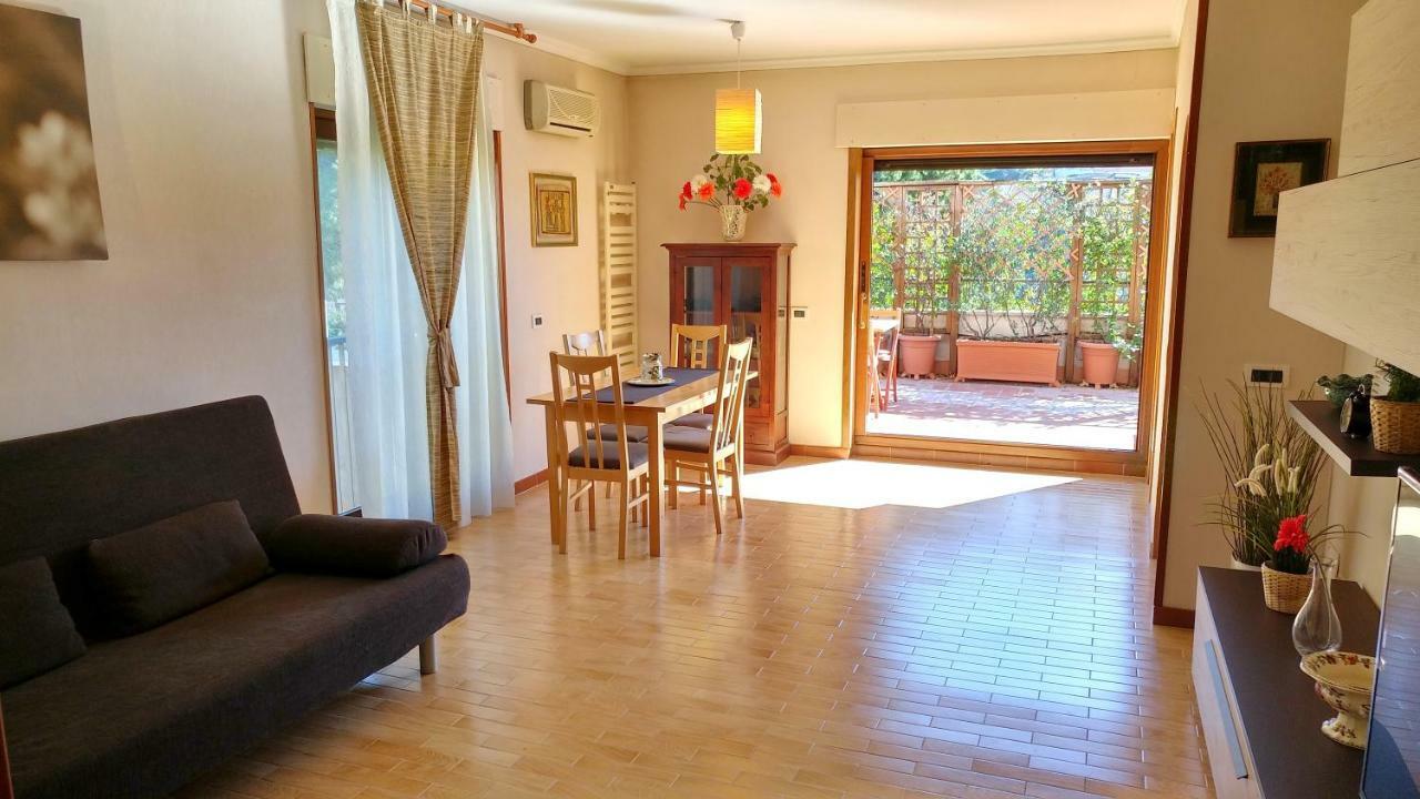 Terrace22 - Delizioso Attico Ben Collegato Apartment Рим Екстериор снимка