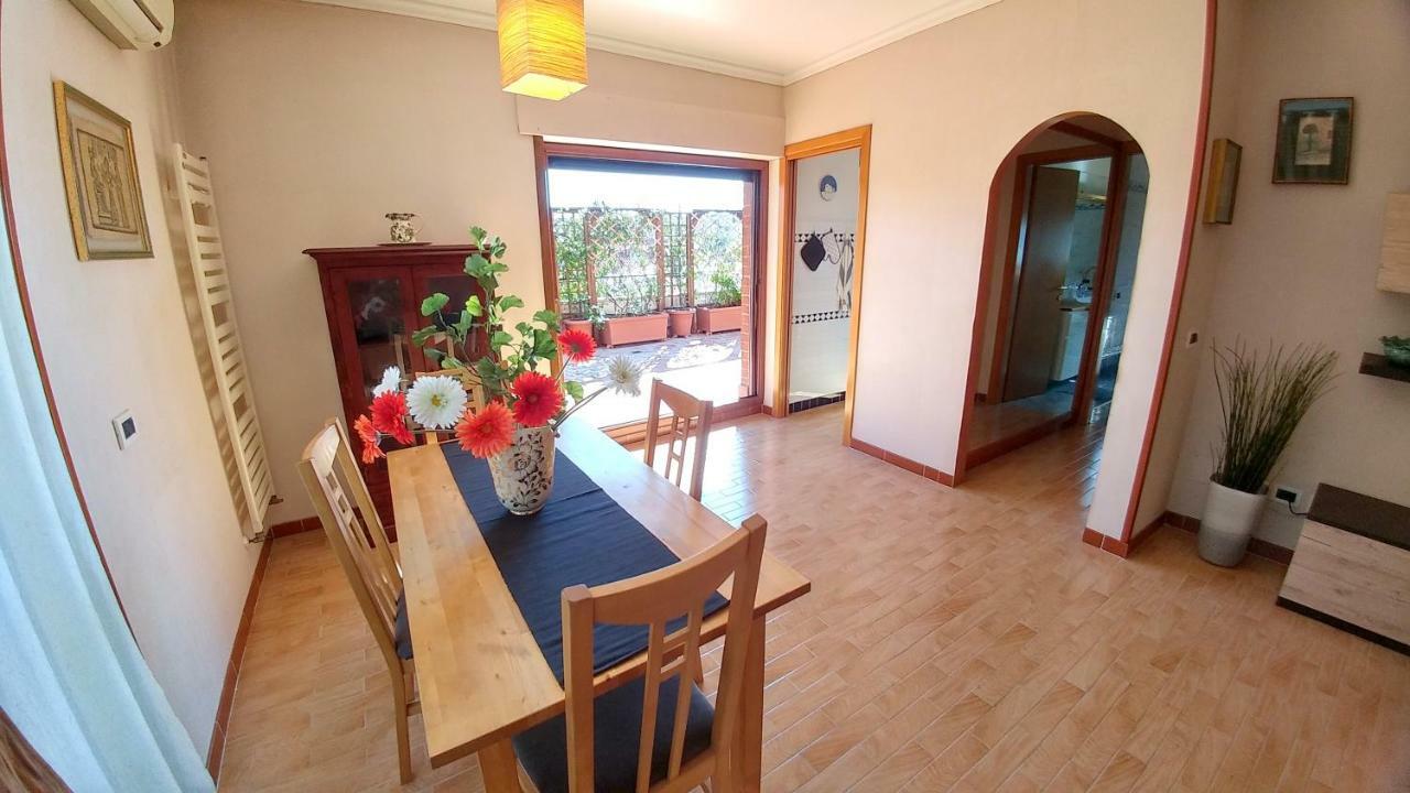 Terrace22 - Delizioso Attico Ben Collegato Apartment Рим Екстериор снимка